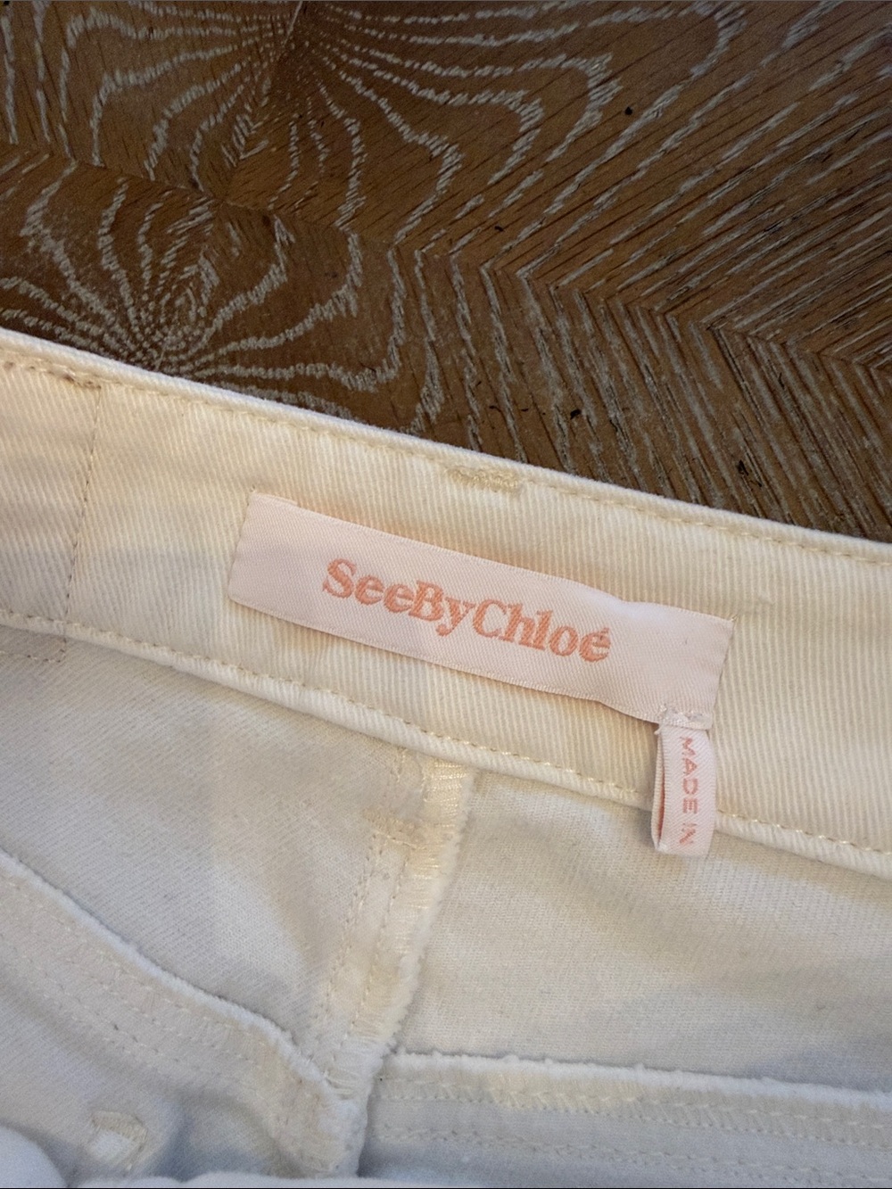 See By Chloé Iconic Emily White High Rise Flared Jeans Eyelet Embroidered Pocket - Picture 8 of 8